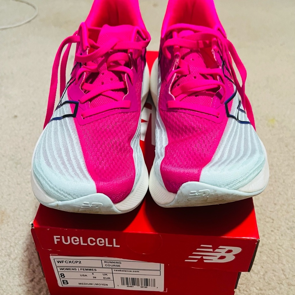 New Balance Rebel Fuel Cell v2 Running Shoes Womens 8